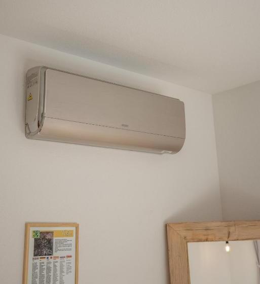 غرفة قياسية مطلّة علي البحيرة, Giallo Dolomiti Wellness