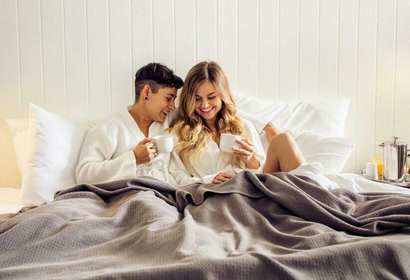 스위트 킹사이즈 침대, Boon Hotel + Spa   Adults Only