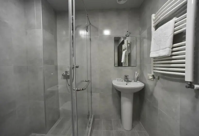 اتاق لوکس, Good Hotel Yerevan