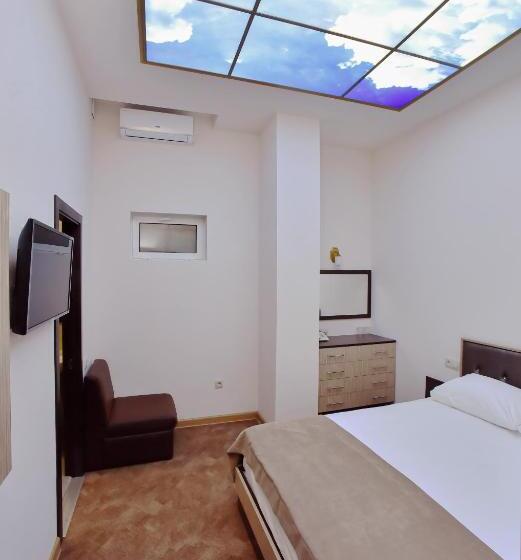 디럭스 룸, Good Hotel Yerevan