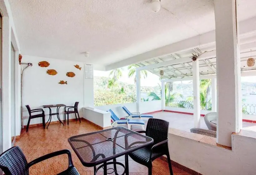سوییت, Del Pescador Beachfront