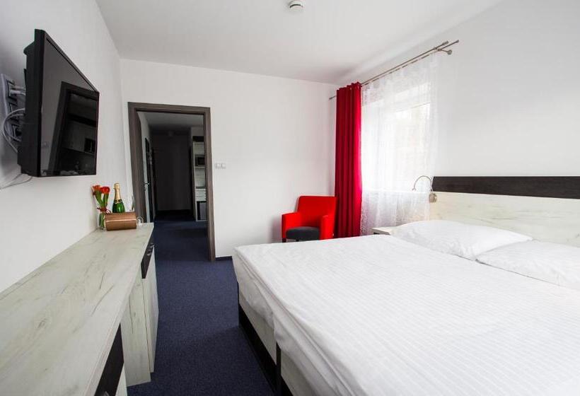 דירת חדר, U Fořta Mezní Louka