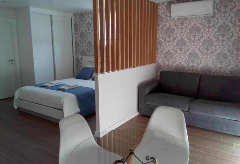 스탠다드 스튜디오 킹침대, Villa Tavares Guest Houses