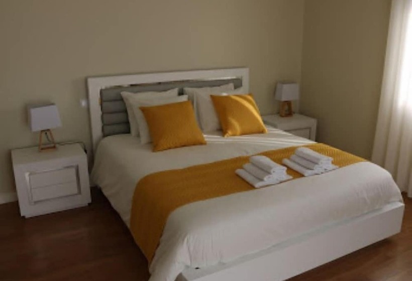 발코니가 있는 스위트, Villa Tavares Guest Houses