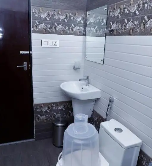 Deluxe Zimmer, Casillda Munnar