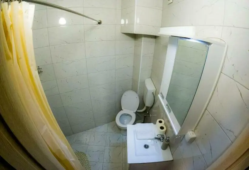 استودیوی استاندارد, S&m Apartmani