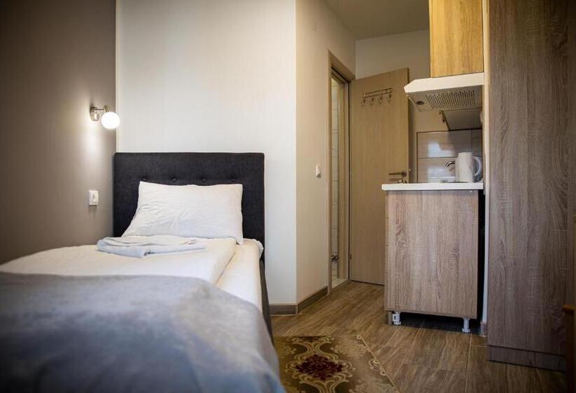 استودیوی استاندارد, S&m Apartmani