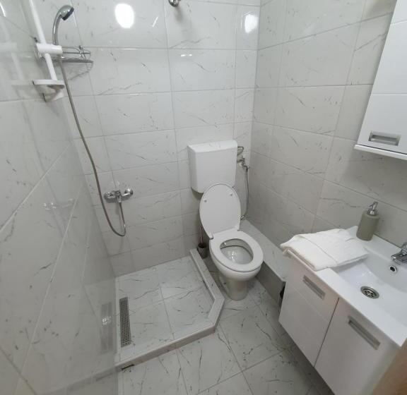استودیوی استاندارد, S&m Apartmani