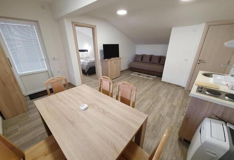 آپارتمان 1 خوابه, S&m Apartmani