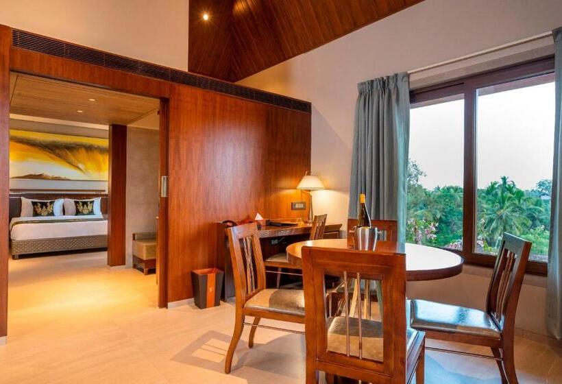 סוויטה עם מרפסת, Yu Hotel Candolim