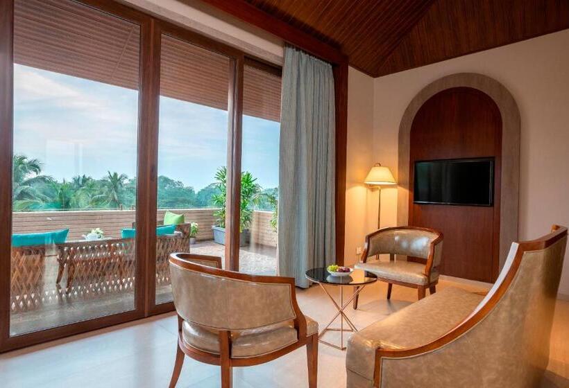 سوئیت با بالکن, Yu Hotel Candolim