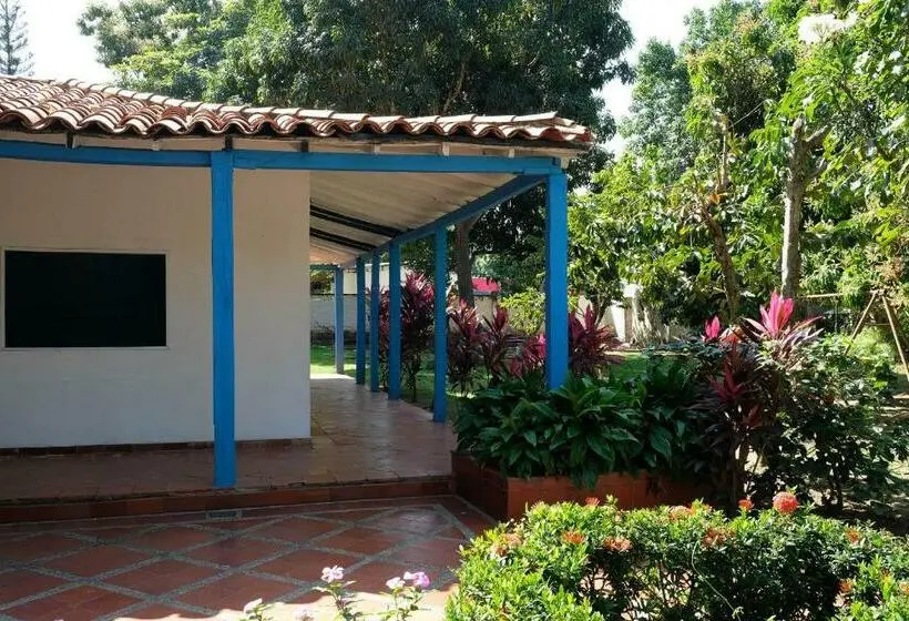تختخواب در اتاق مشترک, Finca Del Rio Palomino