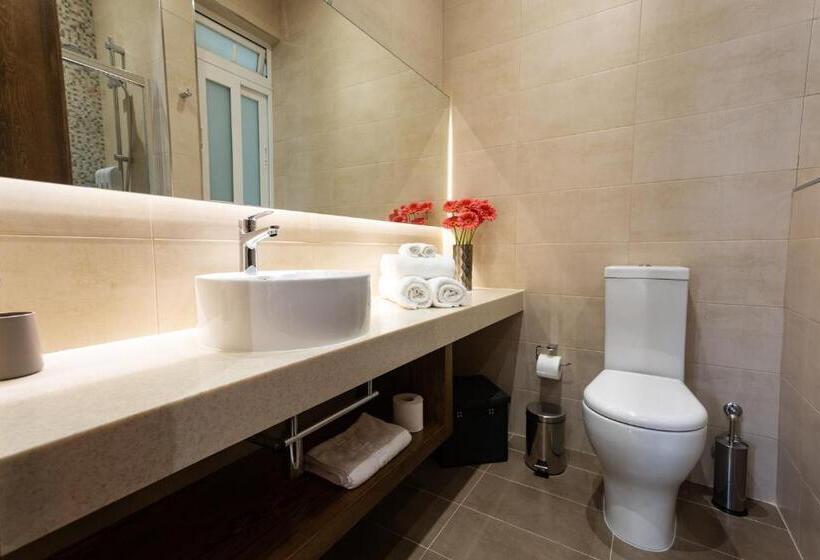 Superior Room with Terrace, The Shipwright S Lodge