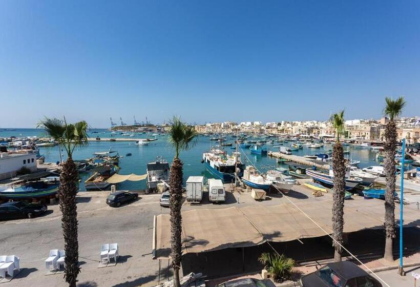 اتاق سوپریور با چشم‌انداز دریا, The Shipwright S Lodge