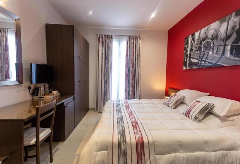 اتاق سوپریور با چشم‌انداز دریا, The Shipwright S Lodge