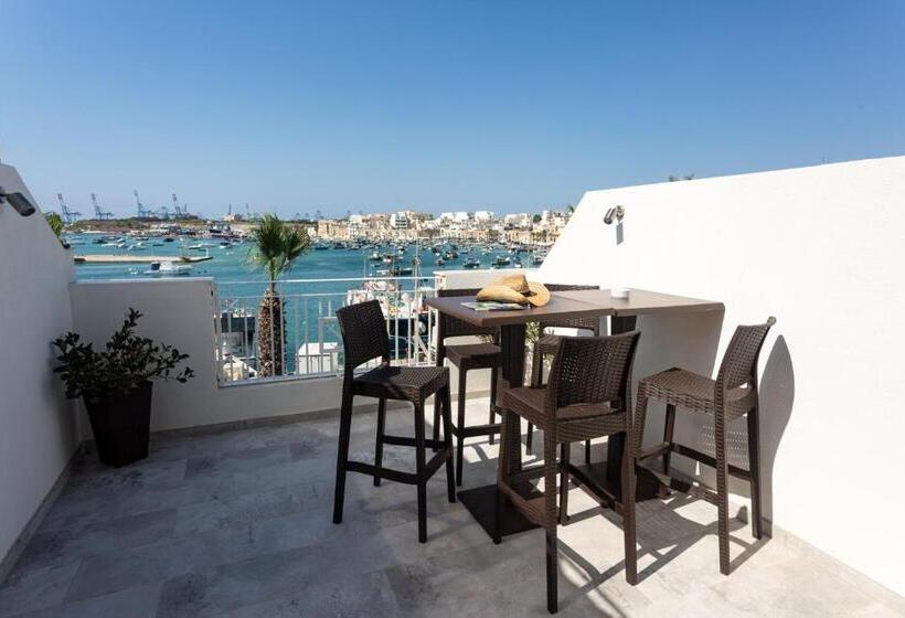 اتاق استاندارد چهار تخته با چشم‌انداز دریا, The Shipwright S Lodge