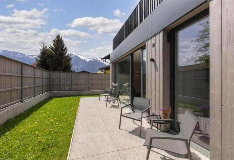 2 Bedroom Apartment with Pool, Emma Deluxe Aparthotel Direkt Beim Skibus