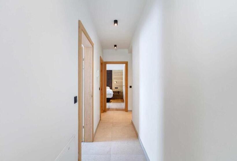 Апартаменты 1 Спальня с Балконом, Emma Deluxe Aparthotel Direkt Beim Skibus