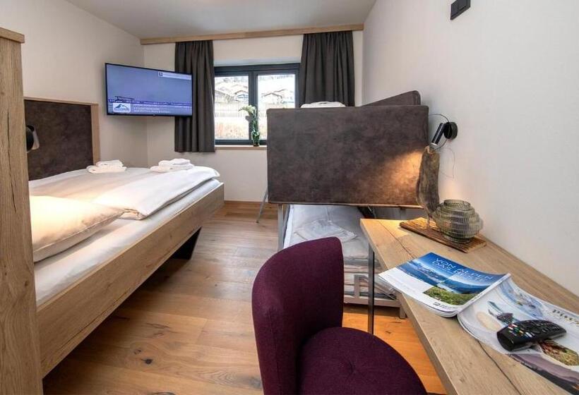 Апартаменты 1 Спальня с Балконом, Emma Deluxe Aparthotel Direkt Beim Skibus