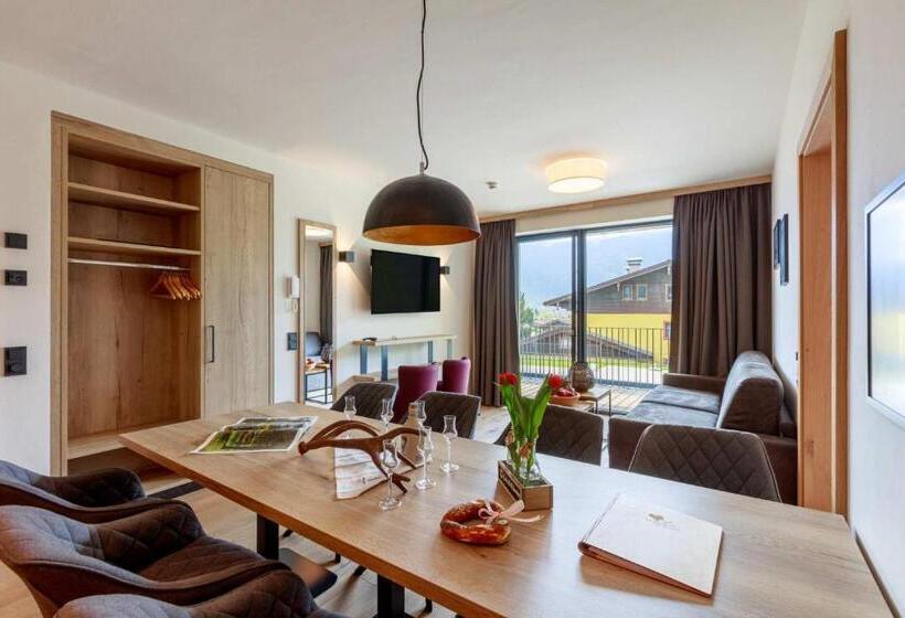 Апартаменты 2 Спальни, Emma Deluxe Aparthotel Direkt Beim Skibus
