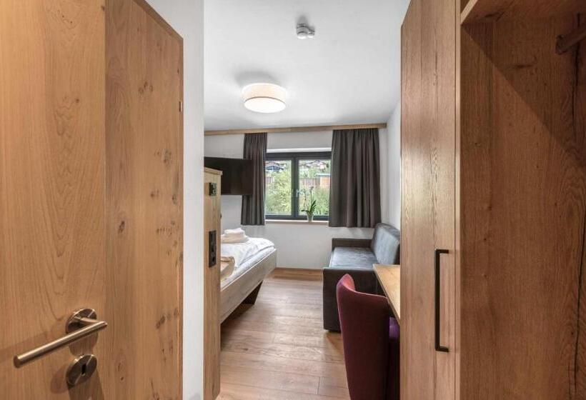 Апартаменты 1 Спальня с Балконом, Emma Deluxe Aparthotel Direkt Beim Skibus