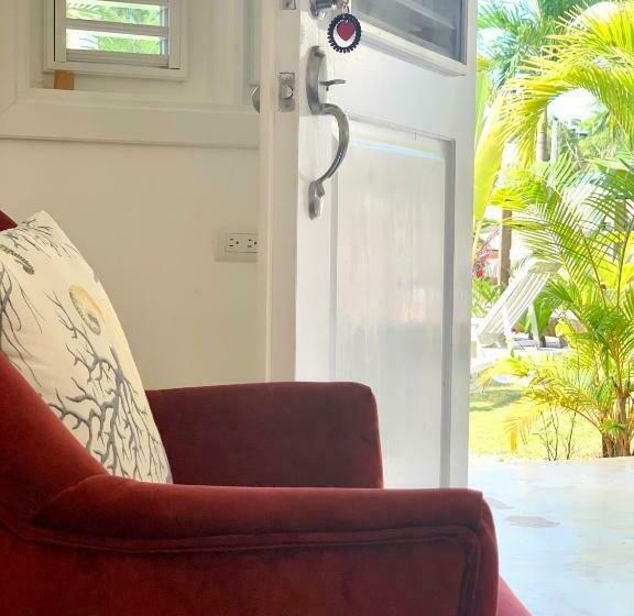 اتاق استاندارد با چشمانداز استخر, Punta Popy Boutique