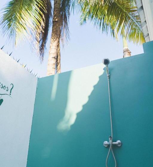 اتاق استاندارد با چشمانداز استخر, Punta Popy Boutique