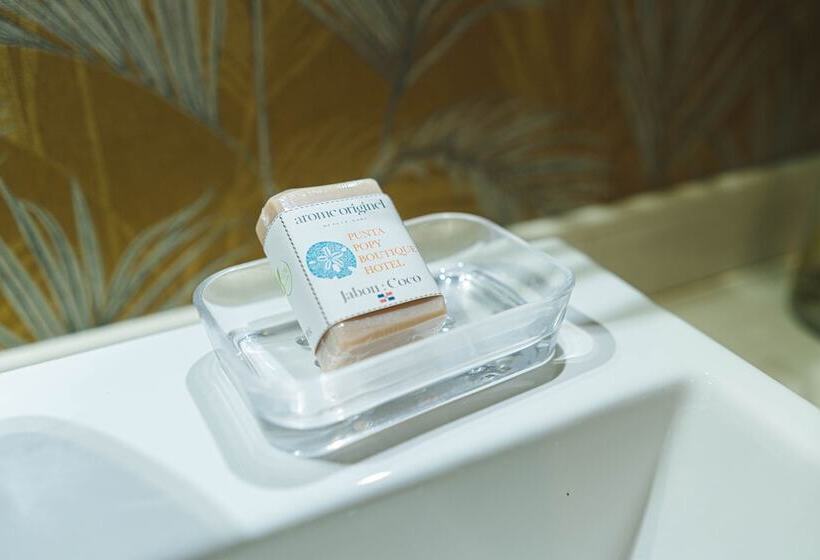 اتاق اکونومی, Punta Popy Boutique