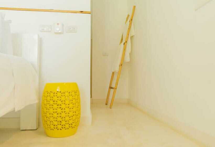 اتاق اکونومی, Punta Popy Boutique