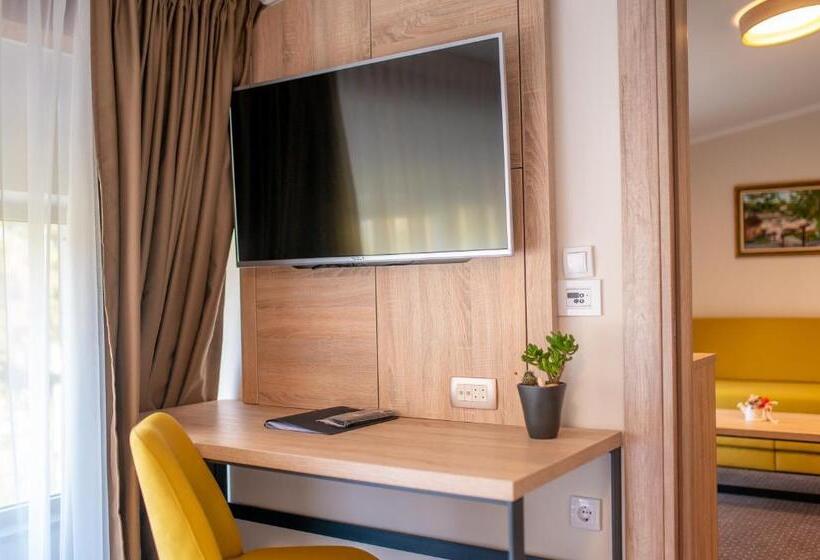 آپارتمان سوپریور 1 خوابه, Soni Lux