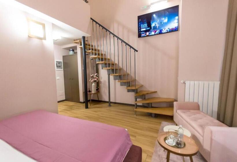 小型豪华套房, Intomilan Galleria Duomo I Boutique & Design Apart