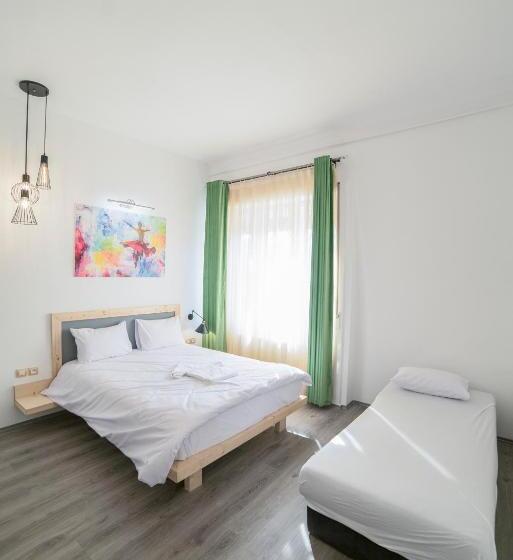 Standard Studio, Maria Boutique Suits