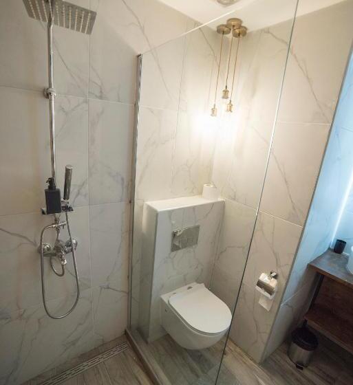 1 Schlafzimmer Apartment, Maria Boutique Suits