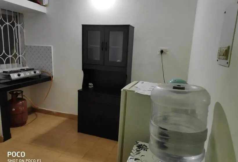 اتاق لوکس با بالکن, Hidden Heart Guest House
