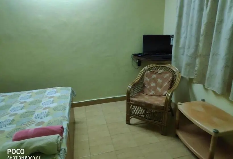 اتاق لوکس با بالکن, Hidden Heart Guest House