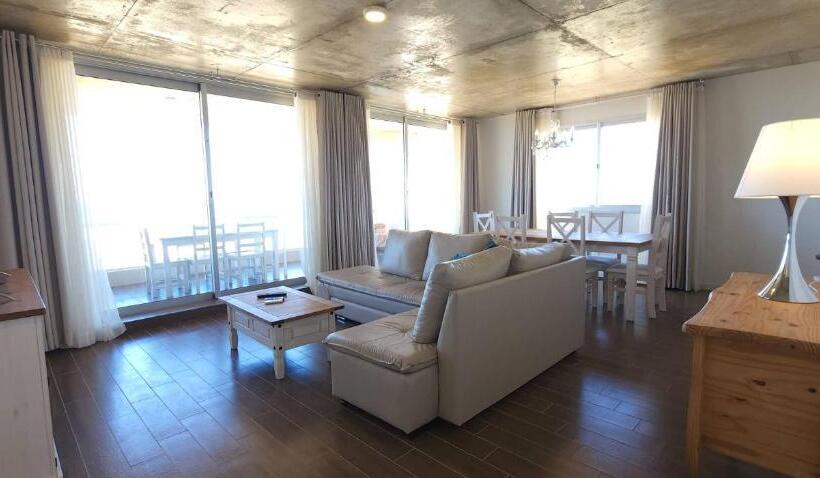 Апартаменты 2 Спальни, The Beach