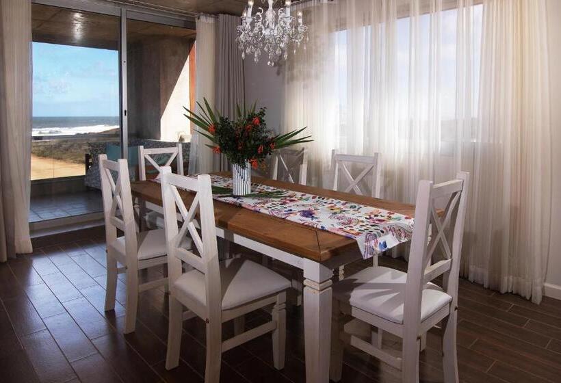 Апартаменты 2 Спальни, The Beach