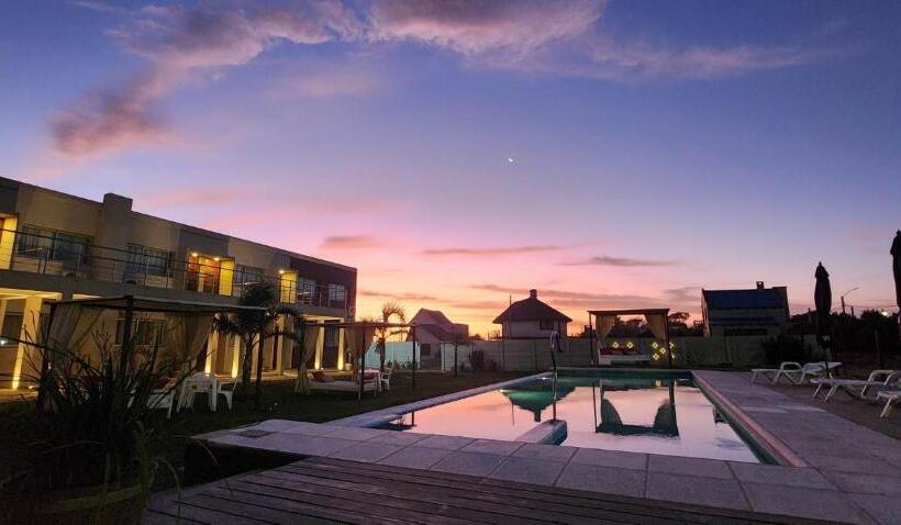 Апартаменты 2 Спальни, The Beach