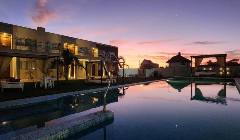 Апартаменты 2 Спальни, The Beach