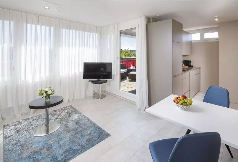 Sviitti, Achesa Homes