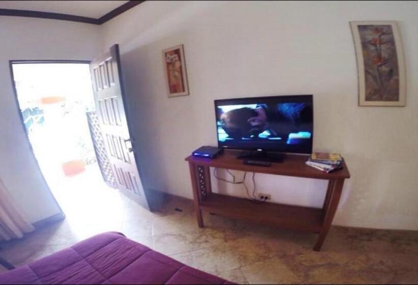 스탠다드 룸, Esperanza