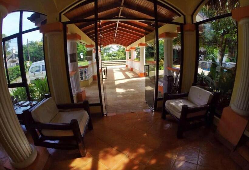 스탠다드 트리플 룸, Esperanza