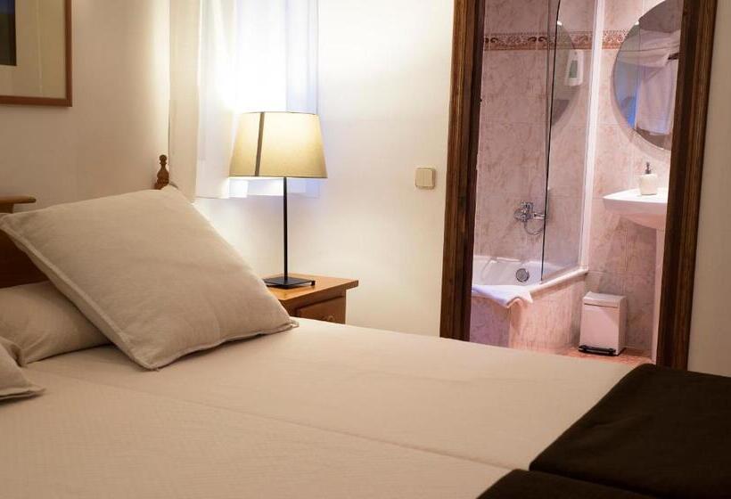 标准三人间, Florido