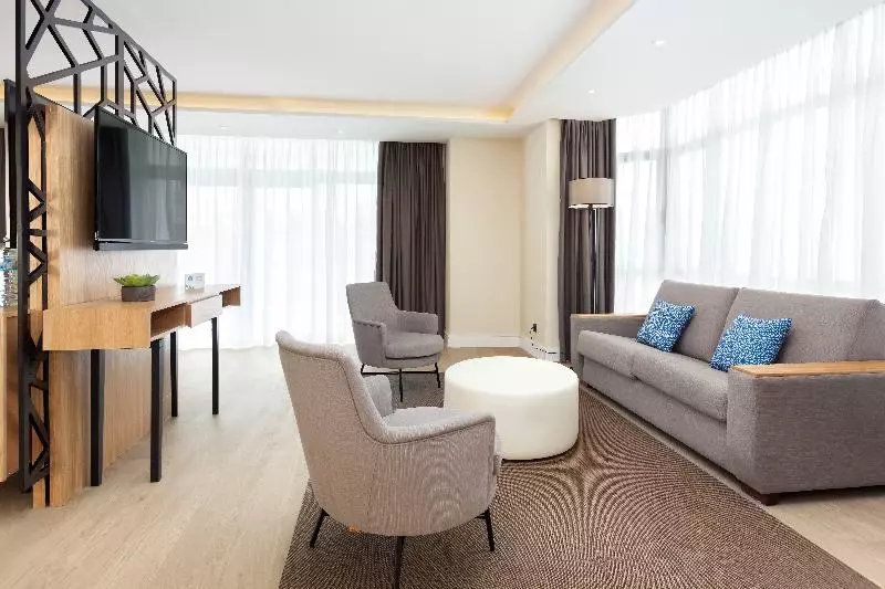 سوییت با چشم‌انداز جانبی دریا, Gran Tacande Wellness & Relax Costa Adeje