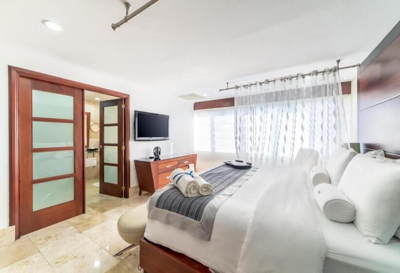 Президентский Люкс, Hodelpa Gran Almirante