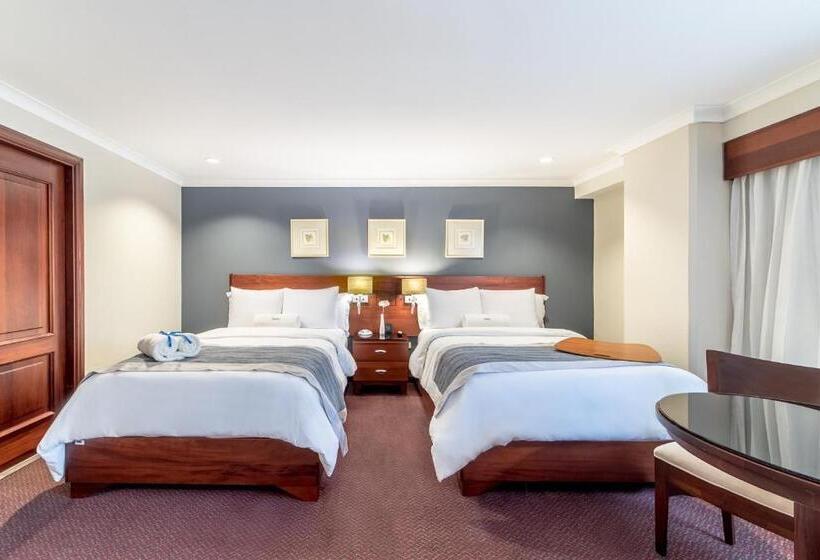 Номер Клуб, Hodelpa Gran Almirante