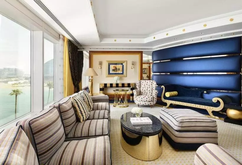 Deluxe-sviitti 2 Makuuhuonetta, Jumeirah Burj Al Arab Dubai