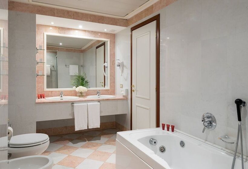 高级大房间, Leonardo Hotel Milan City Center