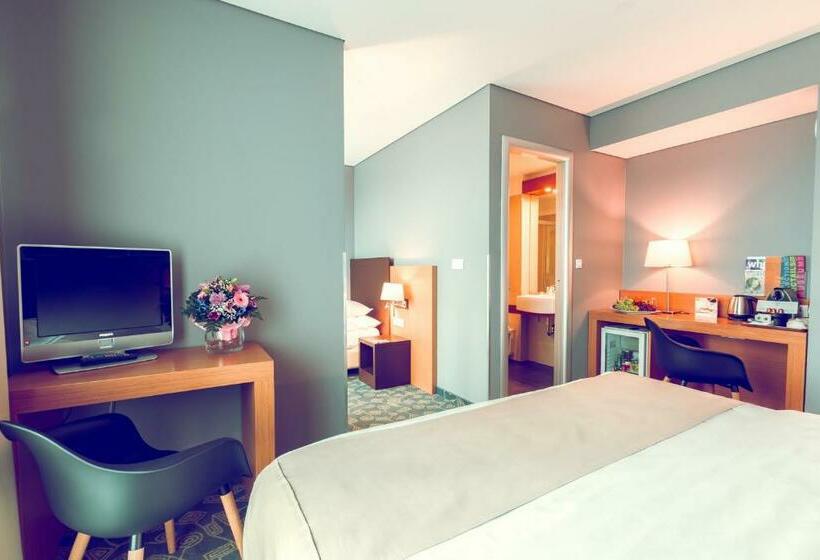 수피리어 트리플 룸, Museum Budapest