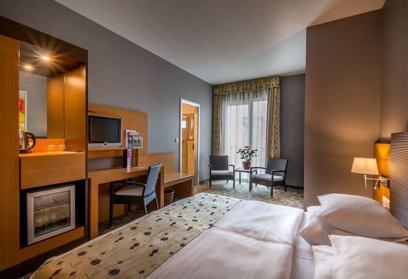 스탠다드 룸, Museum Budapest